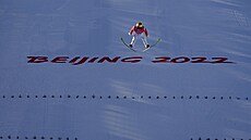Skokan Simon Ammann ze �výcarska b�hem olympijské kvalifikace v Pekingu 2022....