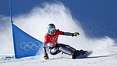 Ester Ledecká b�hem kvalifikace paralelního ob�ího slalomu na olympijských...