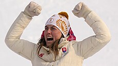 Slovenka Petra Vlhová získává zlatou medaili ze slalomu. (9. února 2022) | na serveru Lidovky.cz | aktuální zprávy