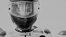 �estnáctiletý motocyklový závodník Jakub Gurecký platil za mimo�ádný �eský...