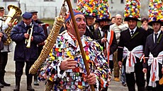 I masopust ve Stíov na Budjovicku je plný pestrých masek a dobe naloených...