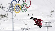 Max Parrot ve slopestylu na olympijských hrách v Pekingu.