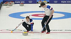 Zuzana Paulová a Tomáš Paul v olympijském střetnutí se Švédskem