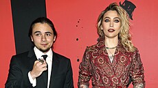 Prince Jackson a Paris Jacksonová na premié�e muzikálu MJ The Musical (New...