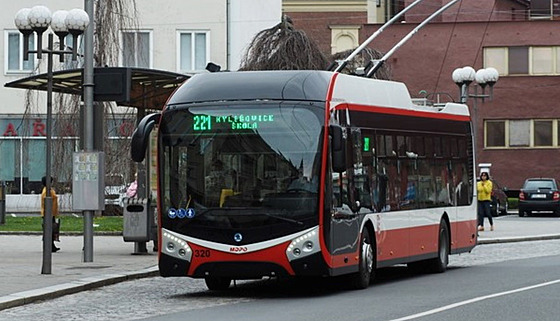 Trolejbusy v Opav musejí zetíhlit svj jízdní ád.