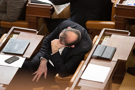 Schze Poslanecké snmovny k projednání novely pandemického zákona (16. února...