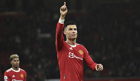 Cristiano Ronaldo z Manchesteru United se raduje z gólu v zápase s Brightonem.