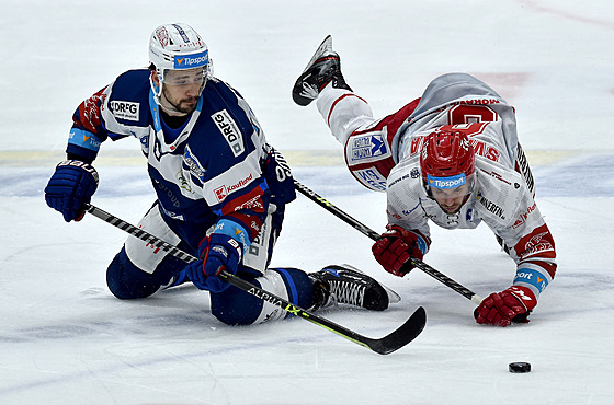 David Ost�í�ek (vlevo) z Komety Brno a Vladimír Sva�ina z T�ince