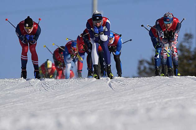 Čeští běžci na lyžích ztroskotali ve sprintu v Les Rousses ve čtvrtfinále