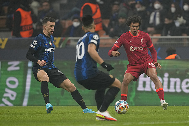 ONLINE: Liverpool hraje osmifinále LM proti Interu, Salcburk vede nad Bayernem
