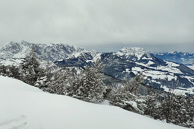 Žena vinou obsluhy na ledové sjezdovce v Tyrolsku nezemřela, rozhodl soud