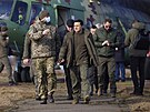 Ukrajinský prezident Volodymyr Zelenskyj na manévrech nedaleko msta Rovno (16....