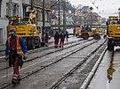 Na Raínov nábeí zaala rekonstrukce tramvajové trati.(15. února 2022)