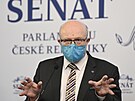 Ministr zdravotnictví Vlastimil Válek z TOP 09 v Senátu