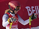 Mikaela Shiffrinová po kombina�ním sjezdu na olympijských hrách v Pekingu.
