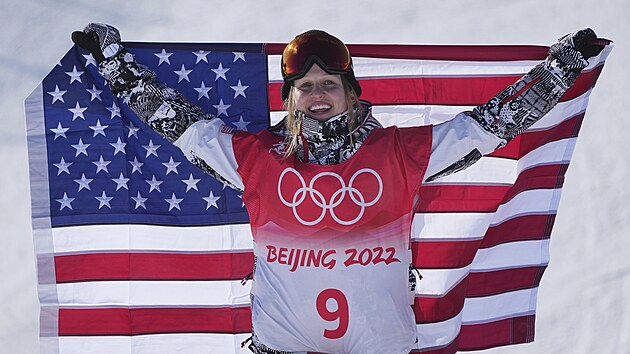 Snowboardistka Julia Marinov vybojovala prvn americkou medaili na hrch v...