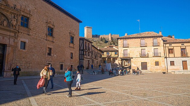 N�m�st� v obci Pearanda de Duero v provincii Burgos (29. ledna 2021)