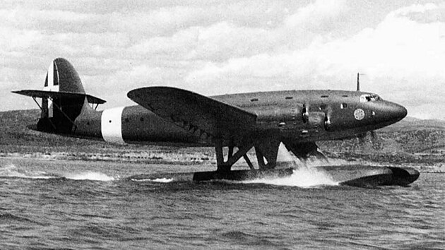 Nejvt plovkov letoun v historii byl italsk CANT Z.511
