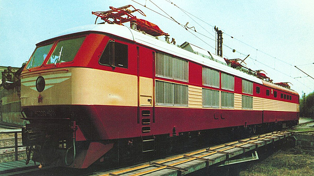 Dvojdln elektrick lokomotiva S200 (koda 66E)