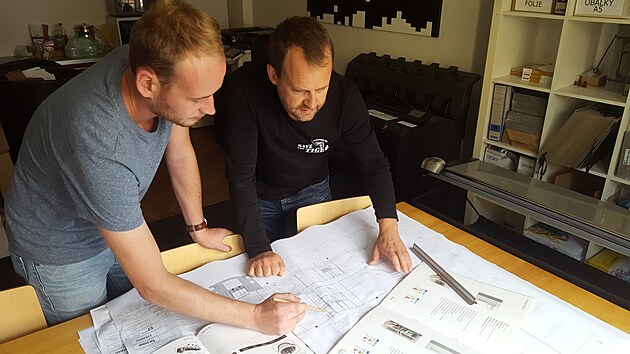 �Dostupn� syst�my �i�t�n� vzduchu n�s z r�zn�ch d�vod� nep�esv�d�ily, a tak jsme si vyrobili vlastn�,� ��k� Zden�k Mat�jovsk�. 