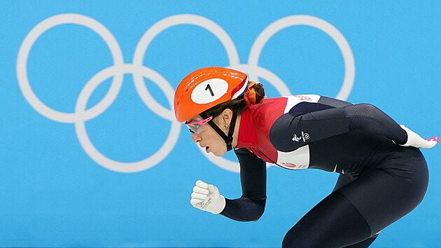 Rychlobruslaka Suzanne Schultingov stanovila na trati 1 000 metr nov svtov rekord. (11. nora 2022)