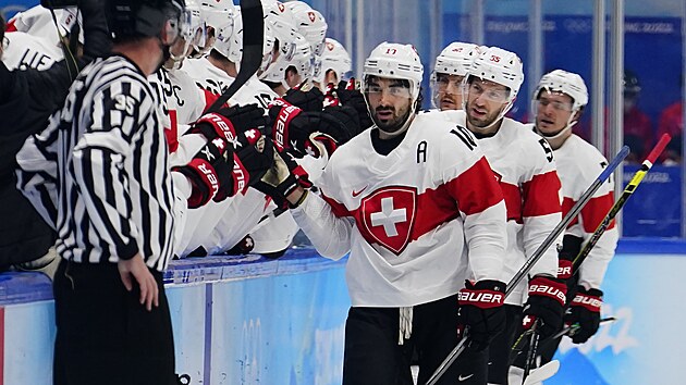 Olympijský turnaj v ledním hokeji. Finsko - Švýcarsko.  Švýcaři se nicméně vrátili do zápasu díky trefě Ambühla. (16. února 2022)