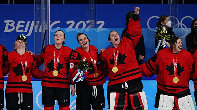 Po osmi letech se hokejistky Kanady opt vrac na olympijsk trn. Ve finlovm...