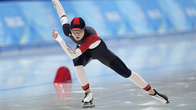 ensk zvod na 1000 metr. eka Nikola Zdrhalov v akci na ZOH v Pekingu...