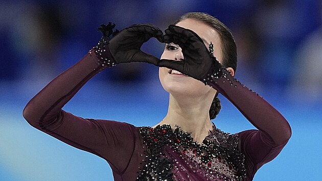 Olympijskou ampionkou se stv Ruska Anna erbakovov na ZOH 2022 v Pekingu....