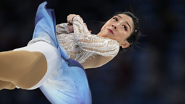 Suej Wej-in a Chan Cchung na vtzstv v krtkm programu navzali ve voln jzd a berou olympijsk zlato na ZOH v Pekingu 2022. (19. nora 2022)