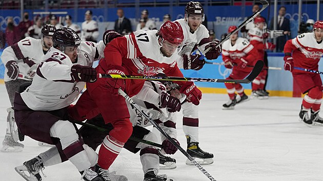 Pedkolo hokejovho turnaje mu, Dnsko - Lotysko.