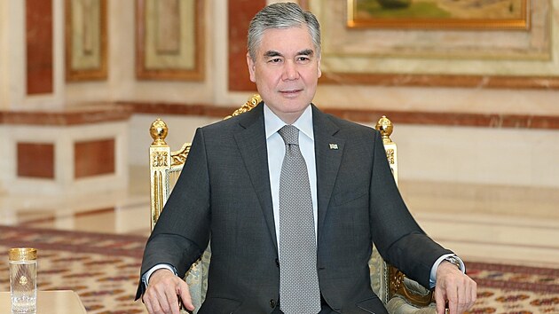 Turkmenský prezident Gurbanguli Berdymuhamedov (1. února 2022)