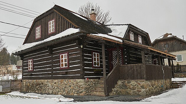 Jednu z nejkrsnjch obnovench devnic ve slovensk obci Krahule zaala rodina pana Jaroslava rekonstruovat od roku 2013.