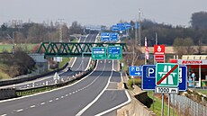 Dálnice D6 končí několik kilometrů před hranicí s Německem.