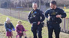 Policisté na�li ztracené hol�i�ky na Hanspaulce. (15. února 2022)