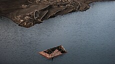 Trosky panlské vesnice Aceredo, která byla ped ticeti lety zatopena.