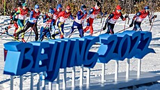 Sprint dvojic na olympiád v Pekingu. Ludk eller (R) v akci. (16. února 2022)