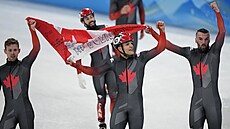 Muskou tafetu v rychlobruslení na krátké dráze v Pekingu vyhrála Kanada ve...