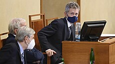 P�edseda Senátu Milo� Vystr�il p�i jednání Senátu o novele pandemického zákona