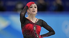 Kamila Valijevová v soutěži družstev na olympijských hrách v Pekingu.