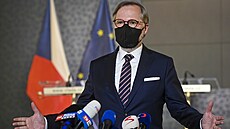 Premiér Petr Fiala hovoí s novinái v Praze po jednání Bezpenostní rady státu...