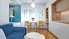 Inspirace pro dva v garsonié�e: Do malého bytu se poda�ilo dostat v�e pot�ebné,...