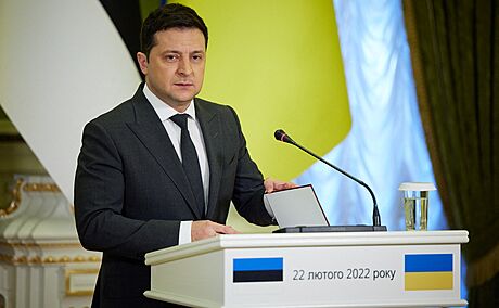 Ukrajinský prezident Volodymyr Zelenskyj (22. února 2022) 