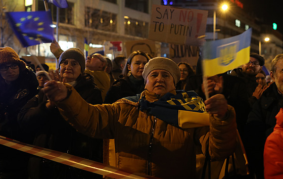 Demonstrace na podporu Ukrajiny uspo�ádaná spolkem Milion chvilek na Václavském...
