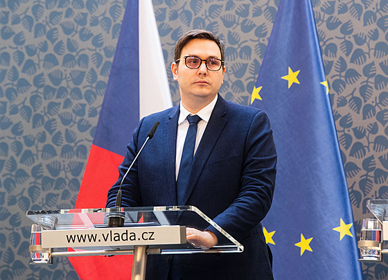 Ministr zahranií Jan Lipavský na tiskové konferenci po mimoádném jednání...