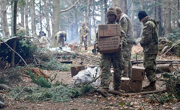 Mokřady či lesy jako obranný val. Příroda u hranic ztěžuje invazi, říká eurokomisařka