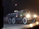 Vojenská vozidla na pedmstí Doncku (22. února 2022)