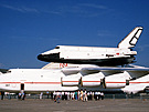 Antonov An-225 Mrija s raketoplánem Buran na hbet