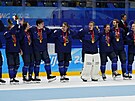 Olympijský turnaj v ledním hokej boj o zlato. Finsko - Rusko 2:1. ekání koní....