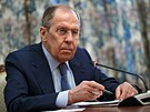 Ruský ministr zahranií Sergej Lavrov se úastní schzky se zástupci samozvané...